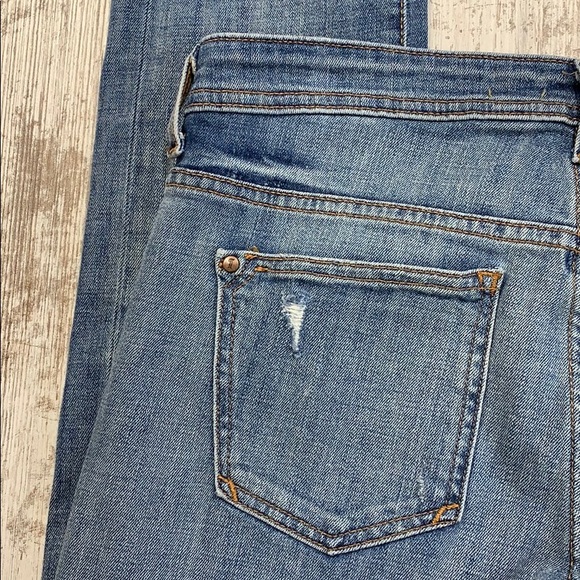 Pilcro distressed straight leg jeans - Picture 8 of 11